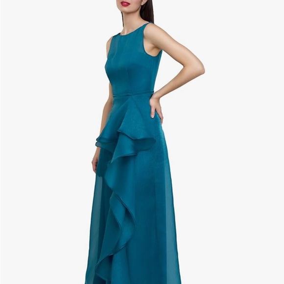 Elegant Teal Sleeveless Dress - Picture 1 of 4